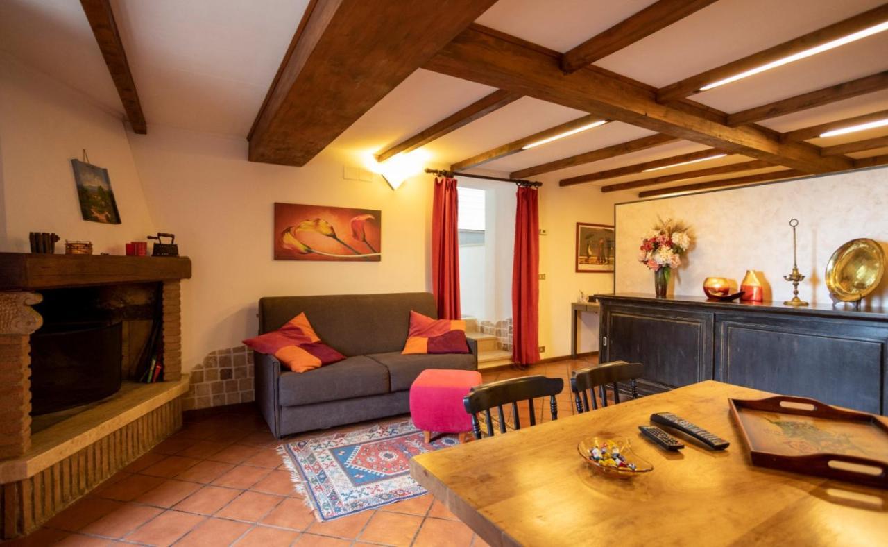 Il Giardino Segreto Apartment Carbognano Екстериор снимка