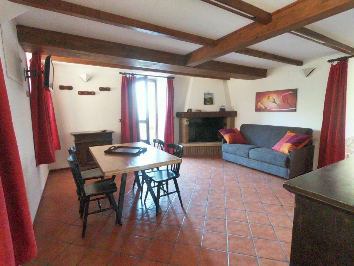 Il Giardino Segreto Apartment Carbognano Екстериор снимка